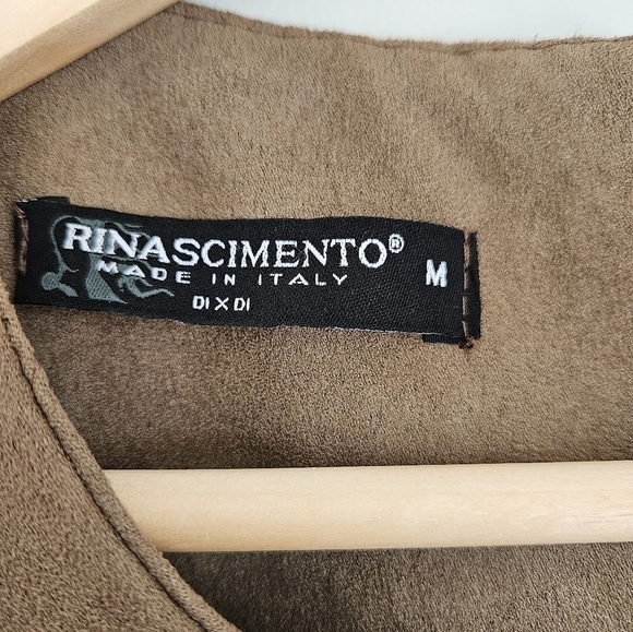 Designer dress Rinascimento tan color with ornements - Picture 3 of 4